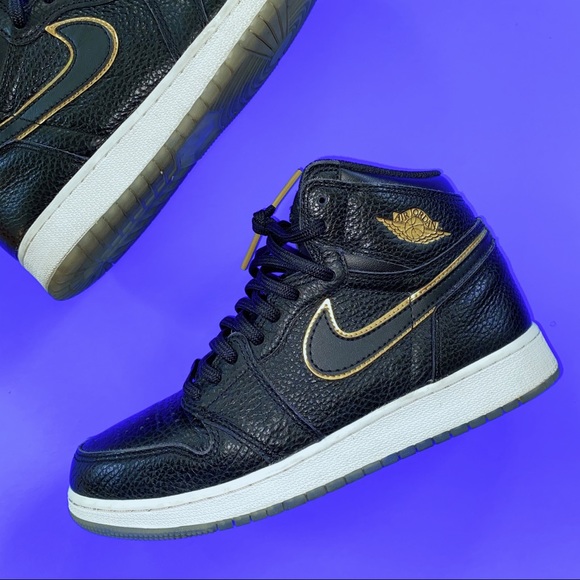 Jordan Retro 1 High Black/Gold 🔥🔥🔥 - Picture 4 of 5